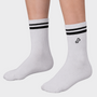 Bodiwealth White striped crew socks, model hero
