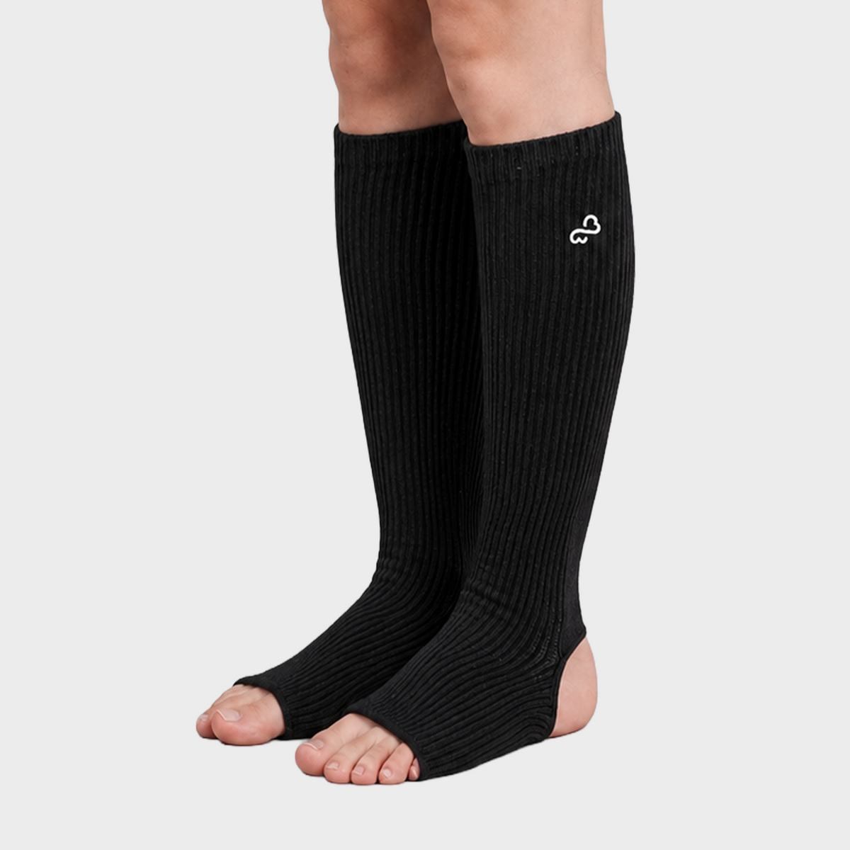 Bodiwealth Black ribbed calf socks, model hero