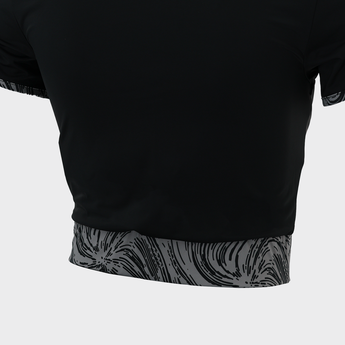 Bodiwealth Black sports tee, back construction detail