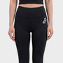 Bodiwealth Black yoga pants, model front detail